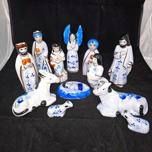 12pc Mexican Pottery Ceramic Nativity Folk Art